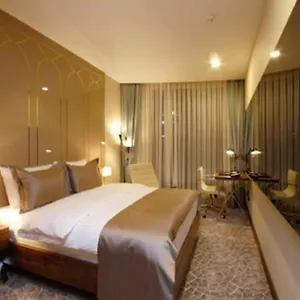 فندق إنيرا بندك